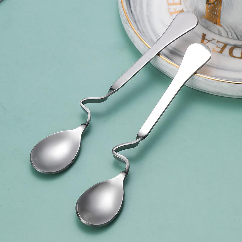 Bar Spoon Twisted - ช้อนแขวนทรงตัว S ด้ามจับแบบบิดเกลียว ผลิตจากสแตนเลสเกรดอาหาร ทนความร้อน ใช้สำหรับชา